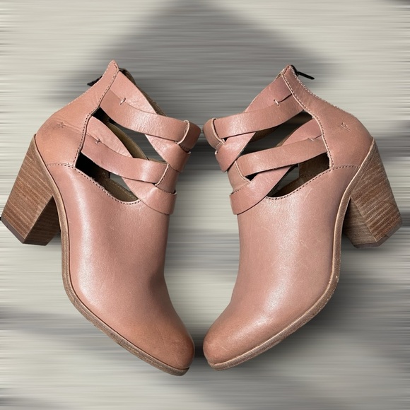 FRYE Cameron Twist Bootie • Size 9 • Women - Picture 2 of 13